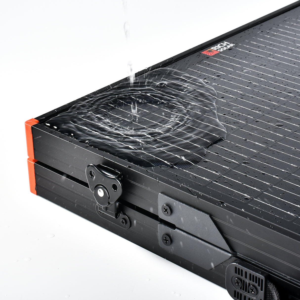 Rich Solar MEGA 100 - 100W 12V Briefcase Solar Panel - Image 13