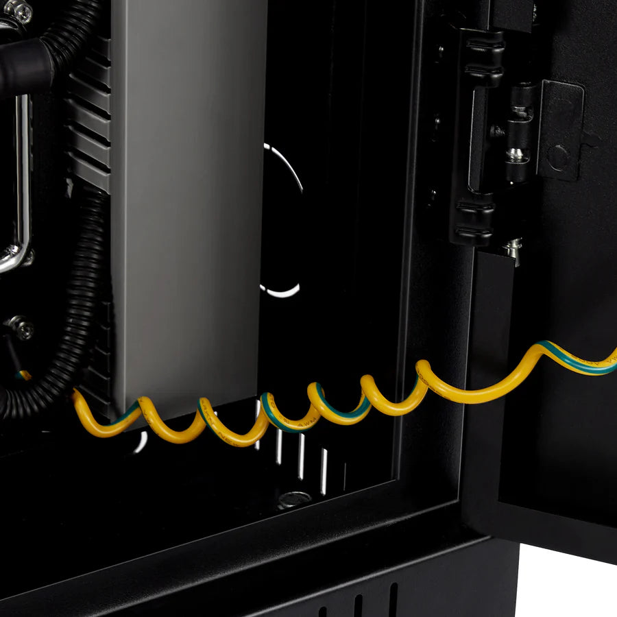 Rich Solar Alpha 5 PRO 6-Slot Battery Server Rack