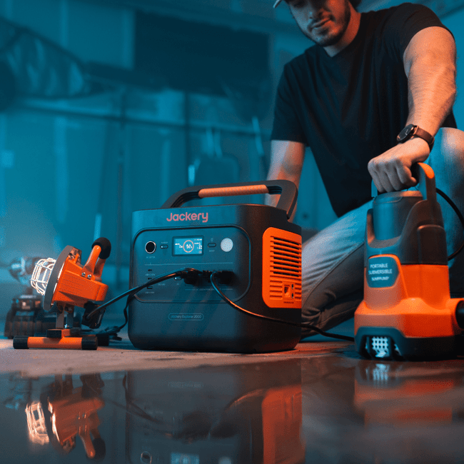 Jackery Explorer 2000 v2 Portable Power Generator (2042Wh)